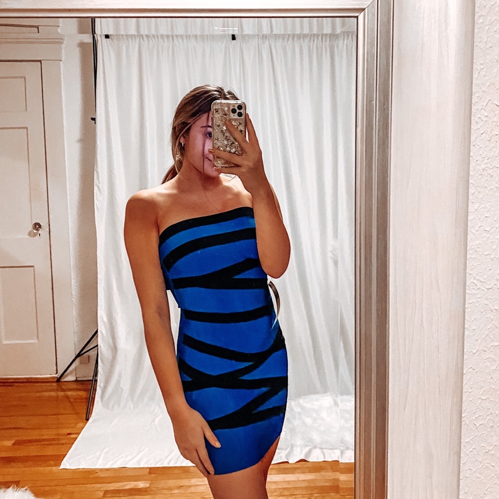 NWT Bebe Criss Cross Stripe Dress